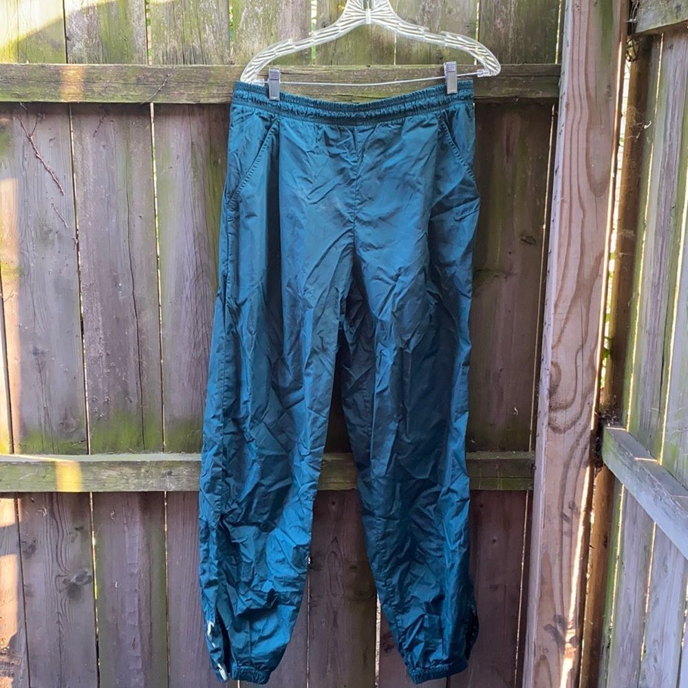Nike Athletic pants sz. L